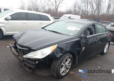 2013 Hyundai Sonata Gls z USA, uszkodzony, nr VIN 5NPEB4AC9DH629376